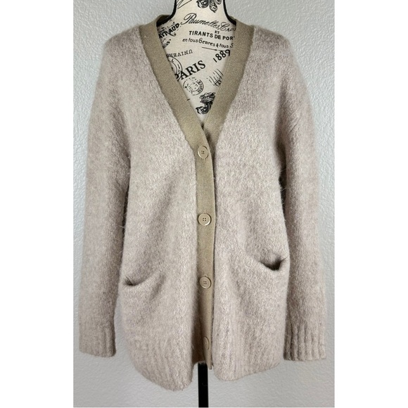 Everlane Superfuzz Alpaca Cardigan - Light Oat, size XXS - Picture 3 of 12